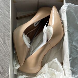 Steve Madden Nude Heels